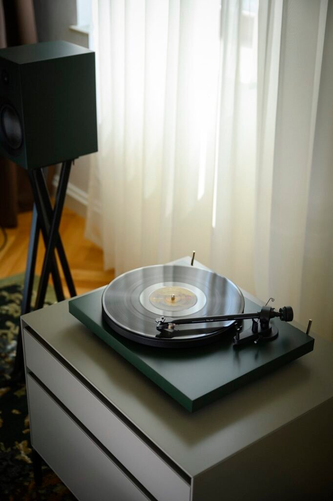 Sistema estéreo Pro-ject Colourful Audio System E - Satin Black - Imagem 3